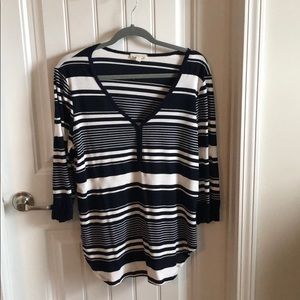 Navy and white strip 3/4 sleeve top